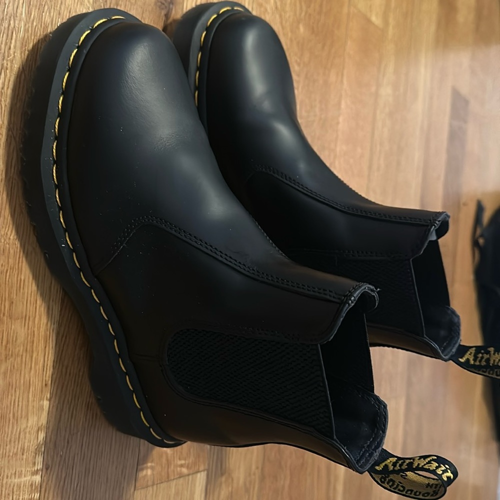 Dr. Martens Bex Chelsea Boots size 7